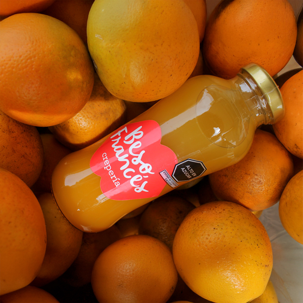 Jugo De Naranja En Botella