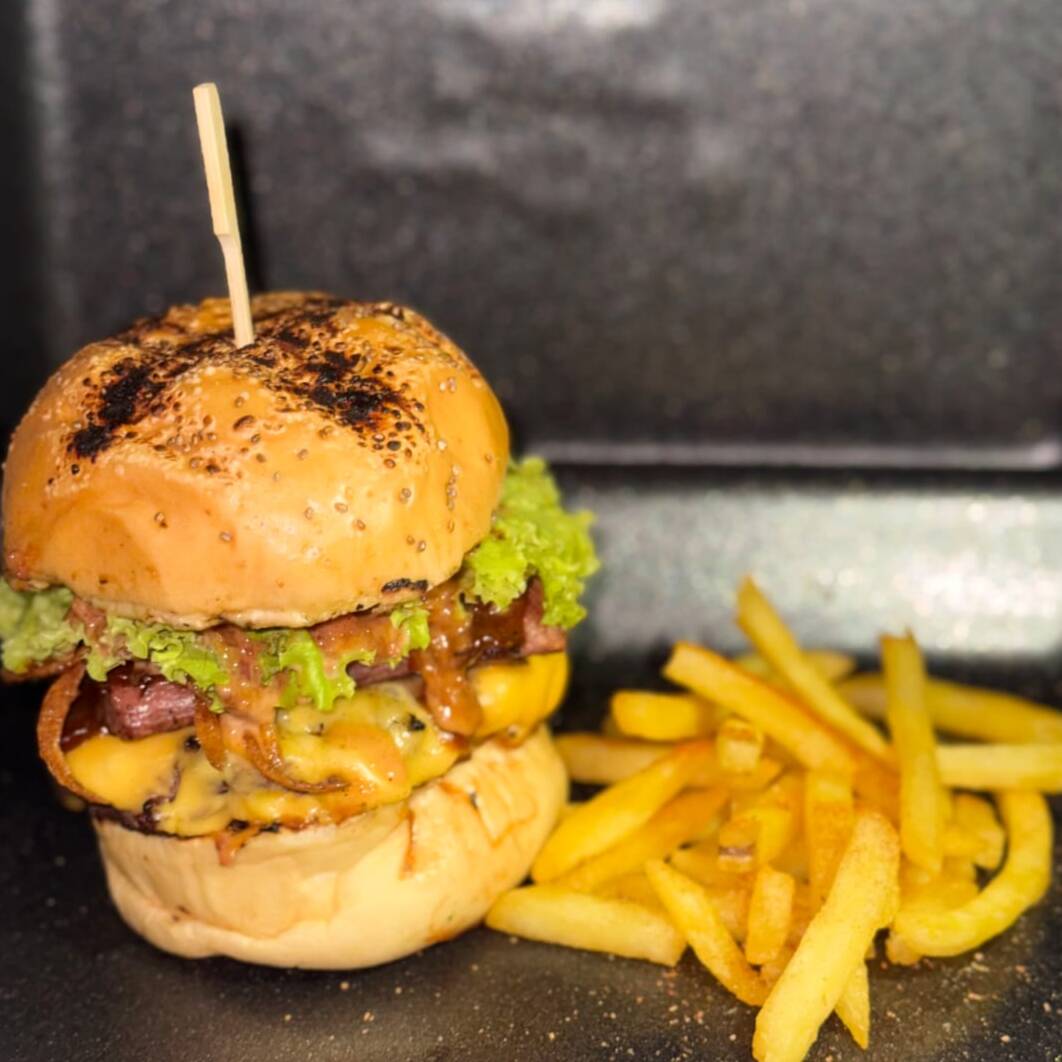 Hamburguesa Texana BBQ + Gaseosa POSTOBÓN