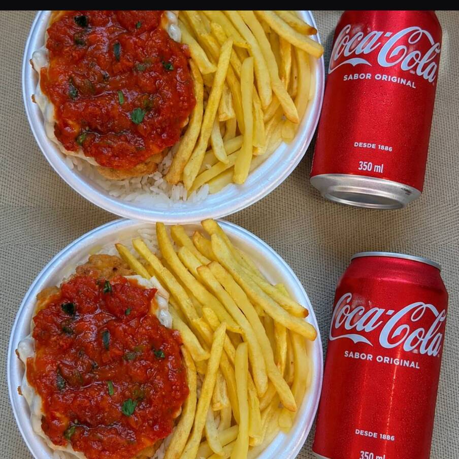 Nessa Oferta: Escolha 2 marmitas da sua preferência com desconto + 2 refrigerantes lata 350ml a sua escolha.