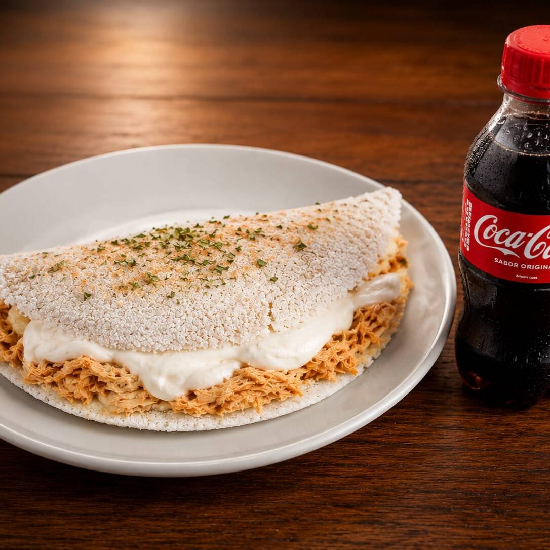 Deliciosa Tapioca Feita com massa 100% artesanal Frango suculento Deliciosamente temperado e Requeijão cremoso.