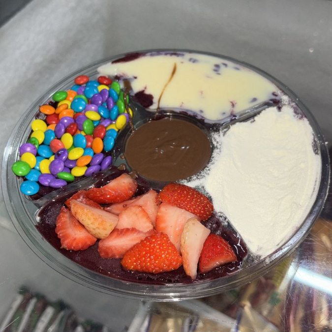 Açaí com adicionais de sua preferência!