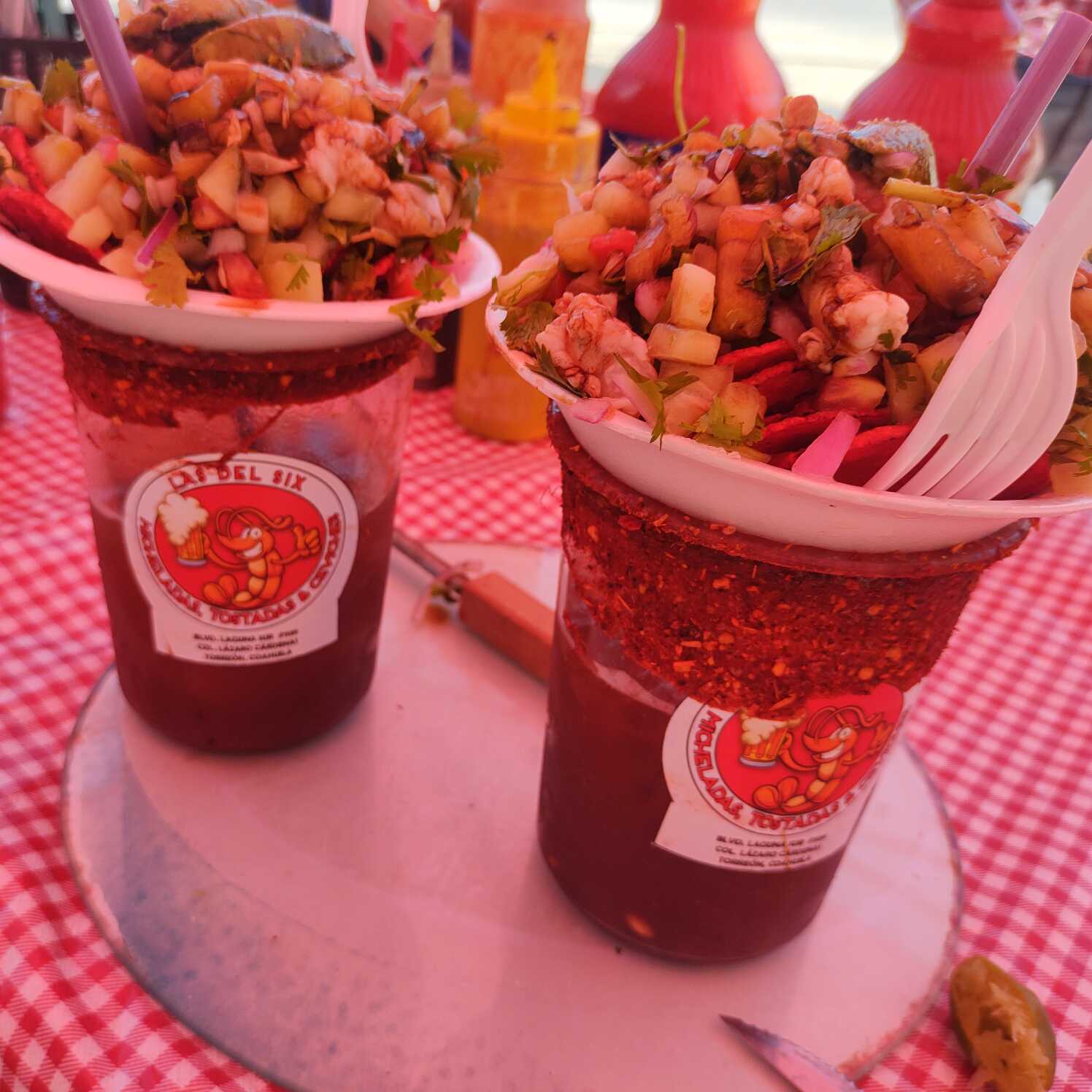 Clamato con Ceviche de Camarón
