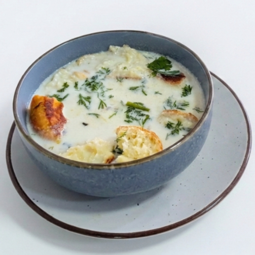 Changua con Almojábana