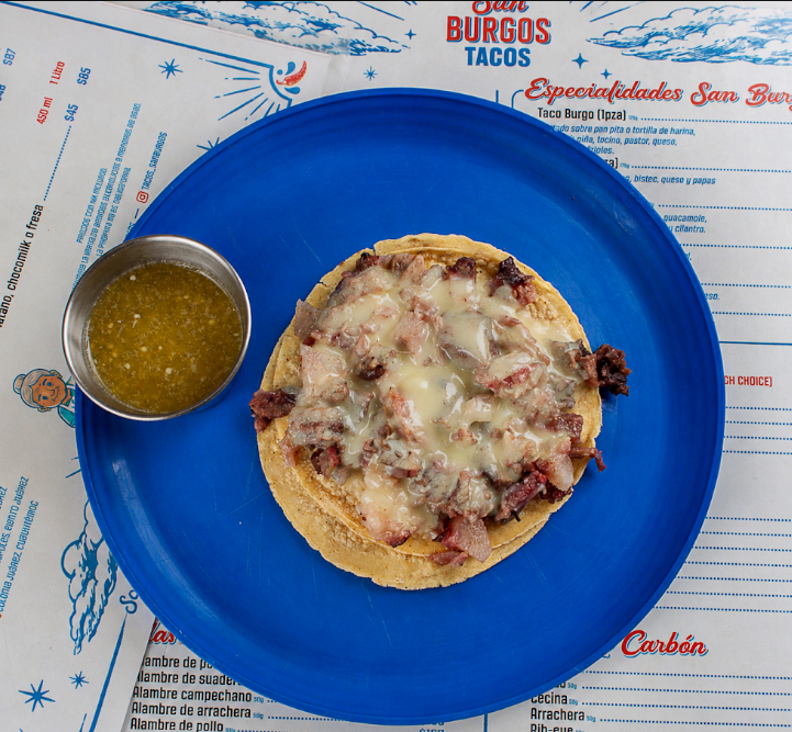 Taco de Cabeza con queso