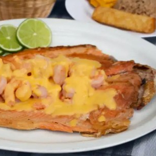 Media Trucha con Camarones