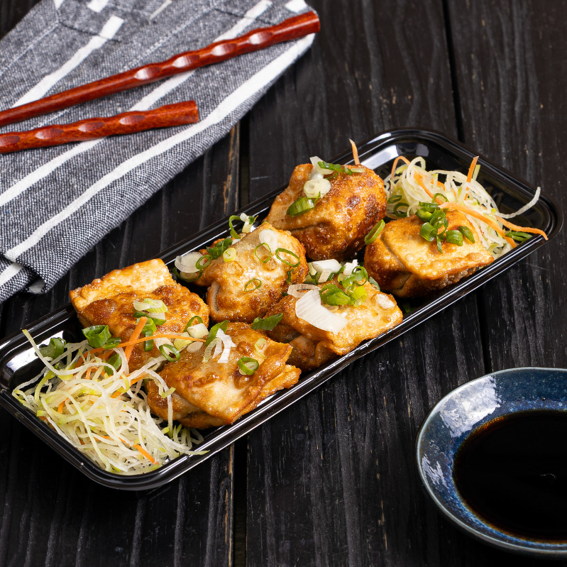 Massa dourada e crocante, recheada com carne bovina bem temperada. (6 Unidades, Acompanha molho)