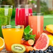 Jugos Naturales en Agua