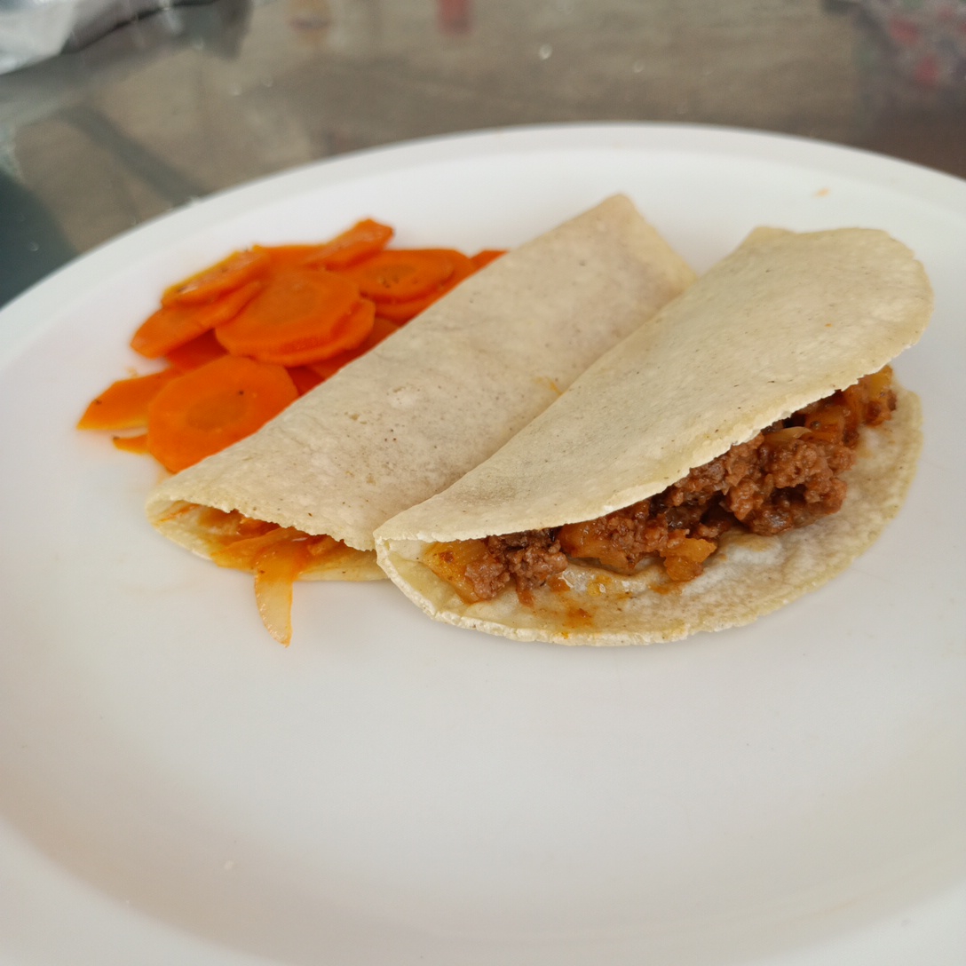 TACO ADOBO DE PUERCO