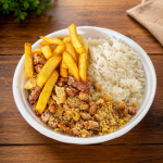 Arroz, feijão tropeiro , batata frita palito +