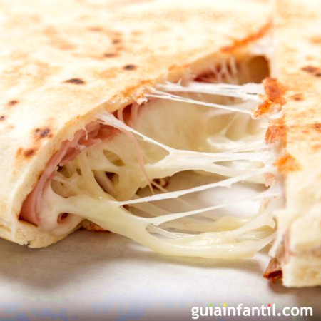 QUESADILLA DE JAMON Y QUESO