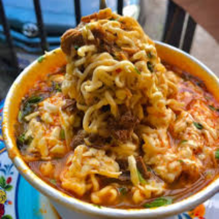 Maruchan con Suadero