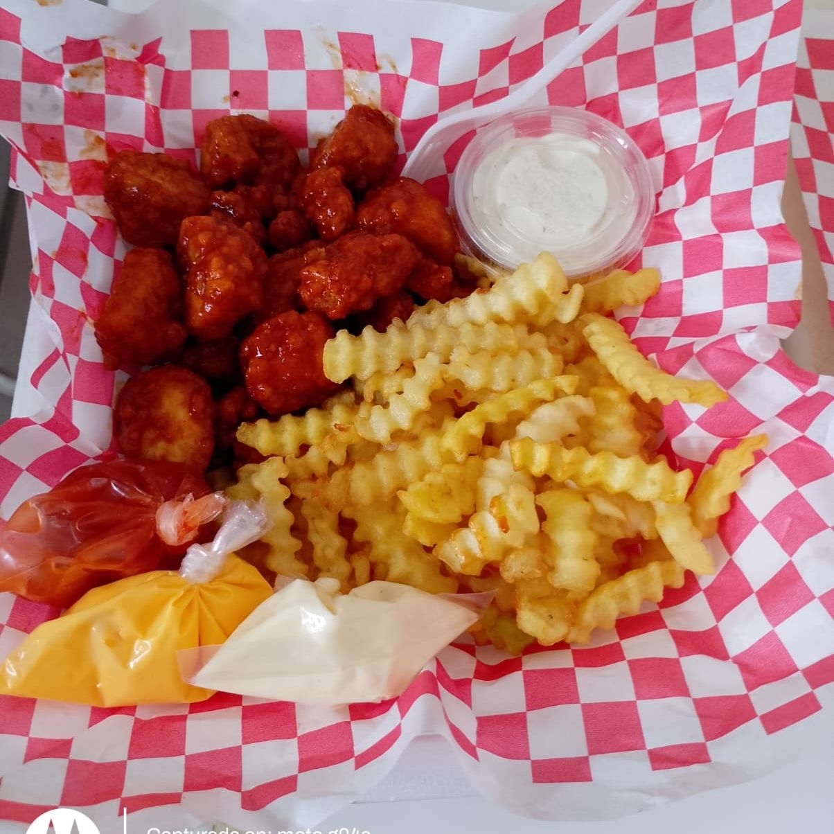 Boneless sabor queso amarillo