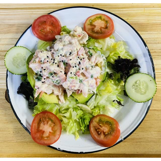 AGUACATE RELLENO DE CAMARON