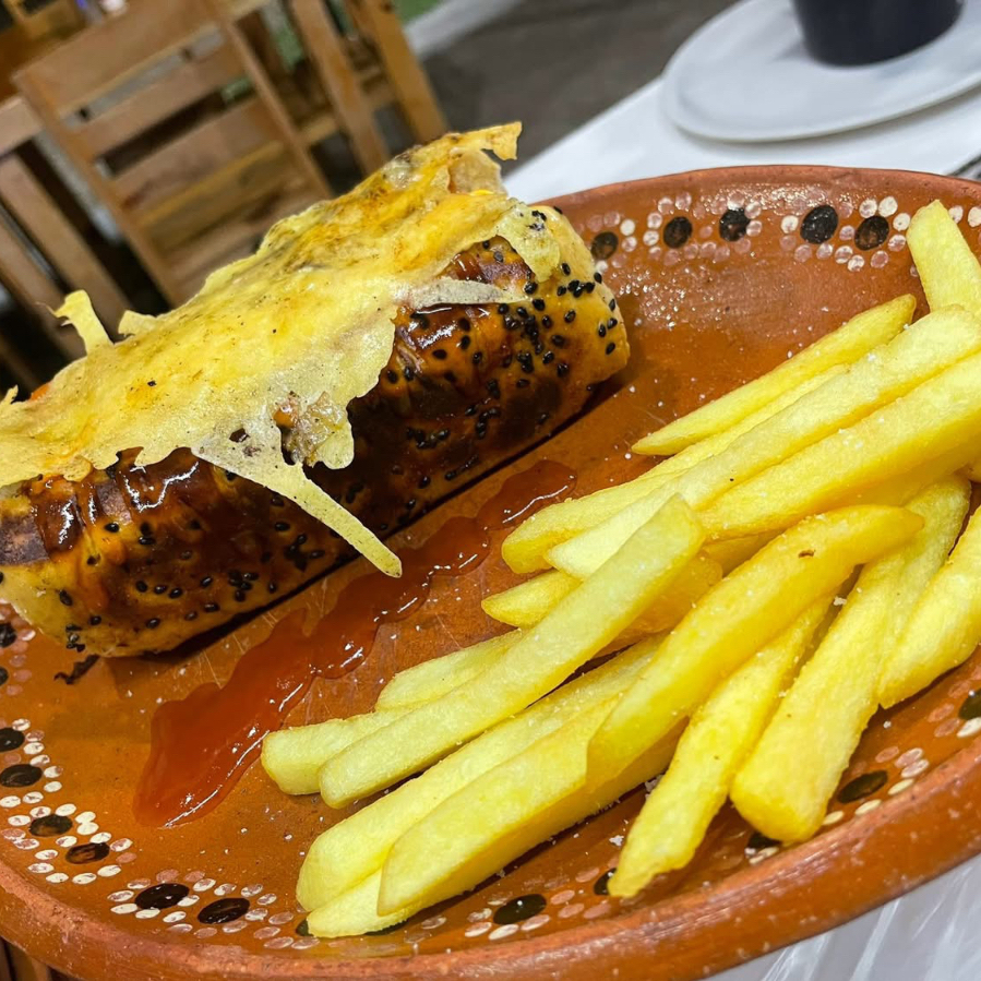 Hot Dog Con Queso con papas