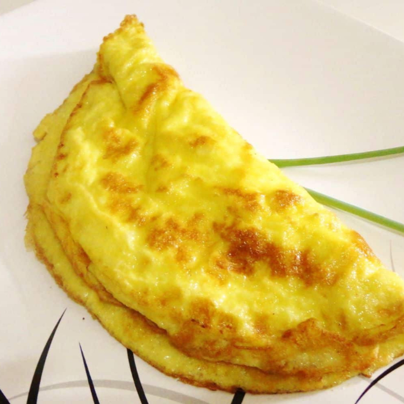 Delicioso preparado de ovo batido também conhecido com fritada.