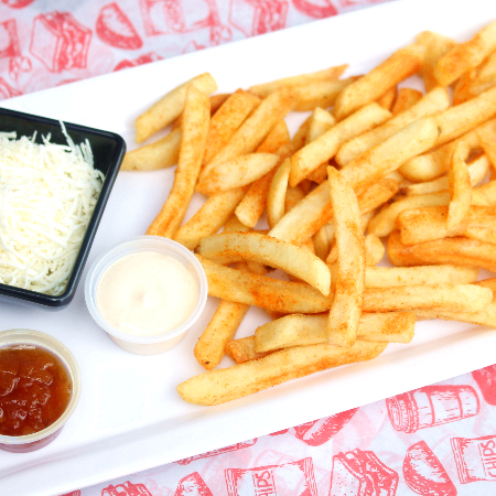 Porcion de Papas 110gr, Salsa Tártara y Queso
