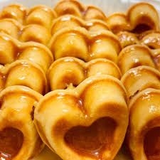 Mini Hot Cakes de Corazones con Fruta 🍌🍑