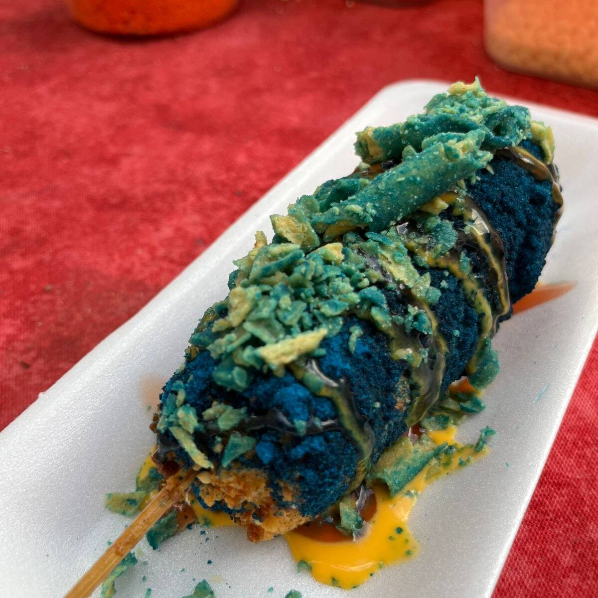 Banderilla Mixta de Takis Azules Extra Picante