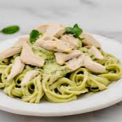ESPAGUETI CON SALSA DE AGUACATE Y POLLO