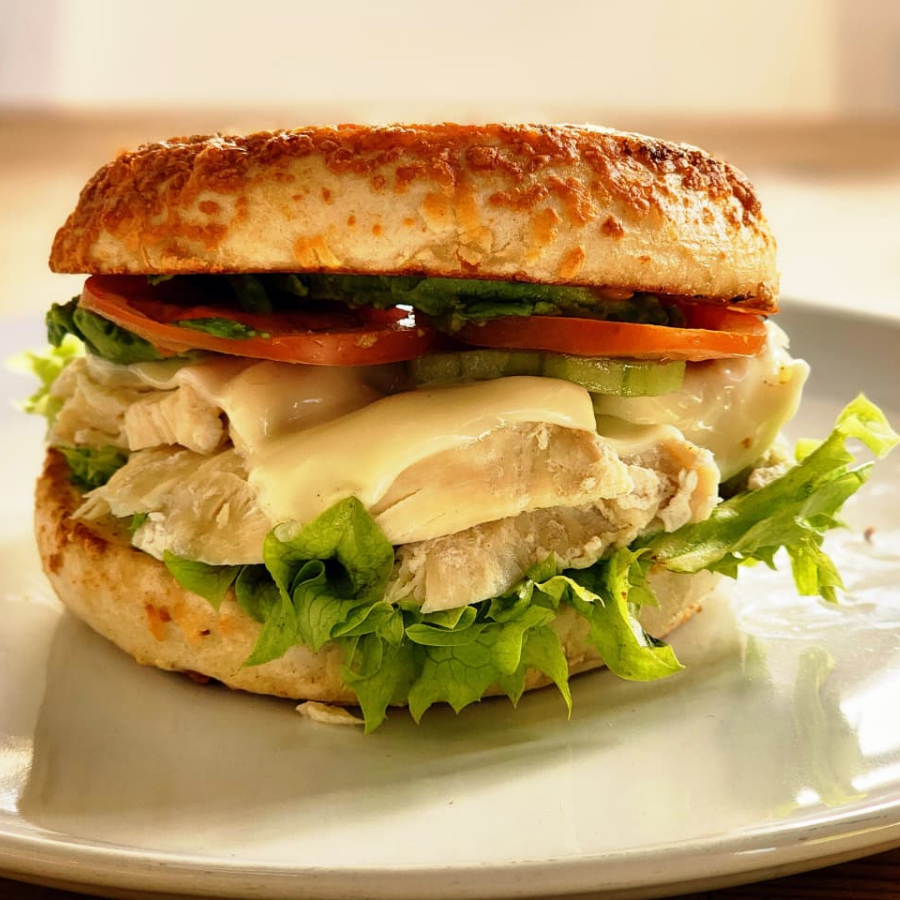 Bagel Pechuga de Pollo