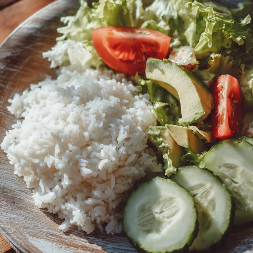 Ensalada Y Arroz