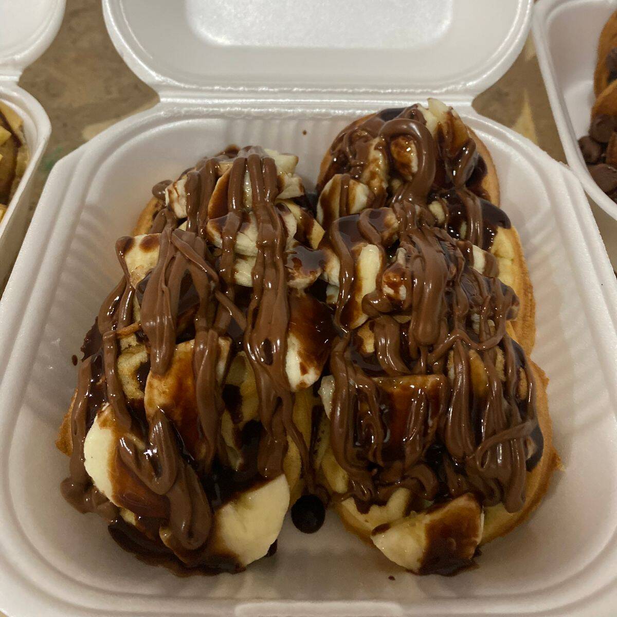 Mini Waffles de NUTELLA con Plátano.