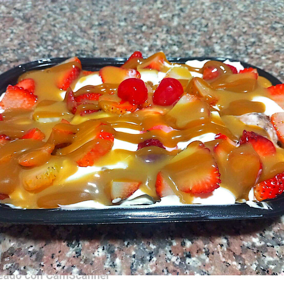 FRESAS con Crema para 2 (24oz)