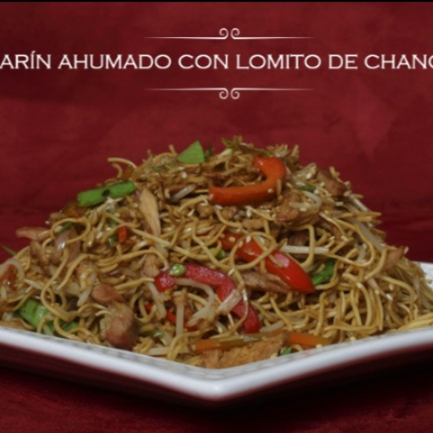 Tallarin Ahumado con Lomito de Chancho