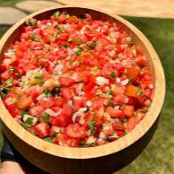 Salada de maionese com batata, cenoura, salsa e maionese Hellmanns