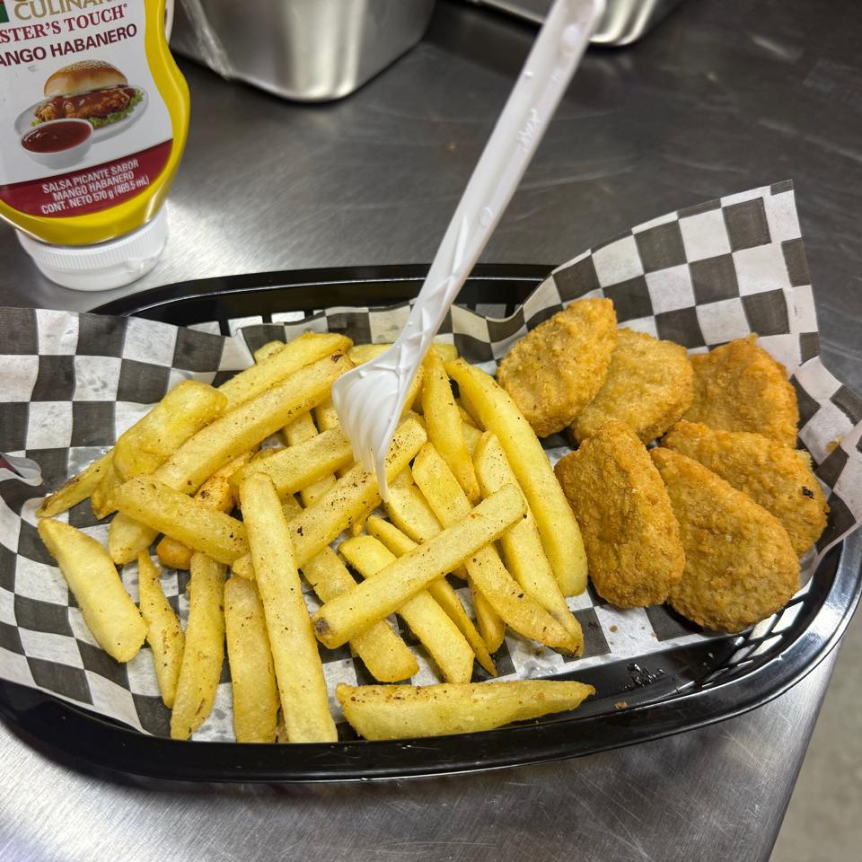Papas con Nuggets