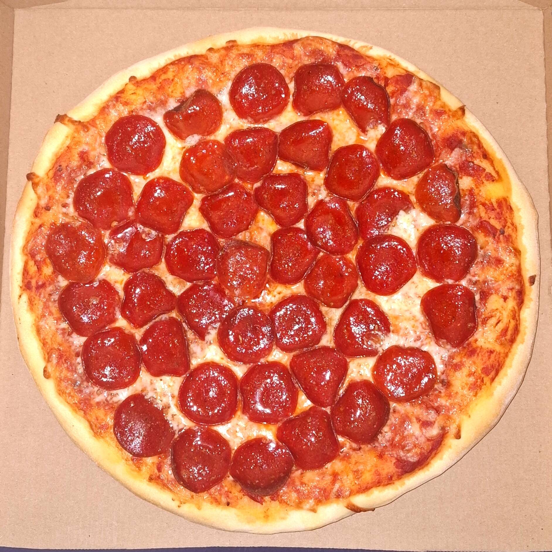 Pizza Super Peperoni