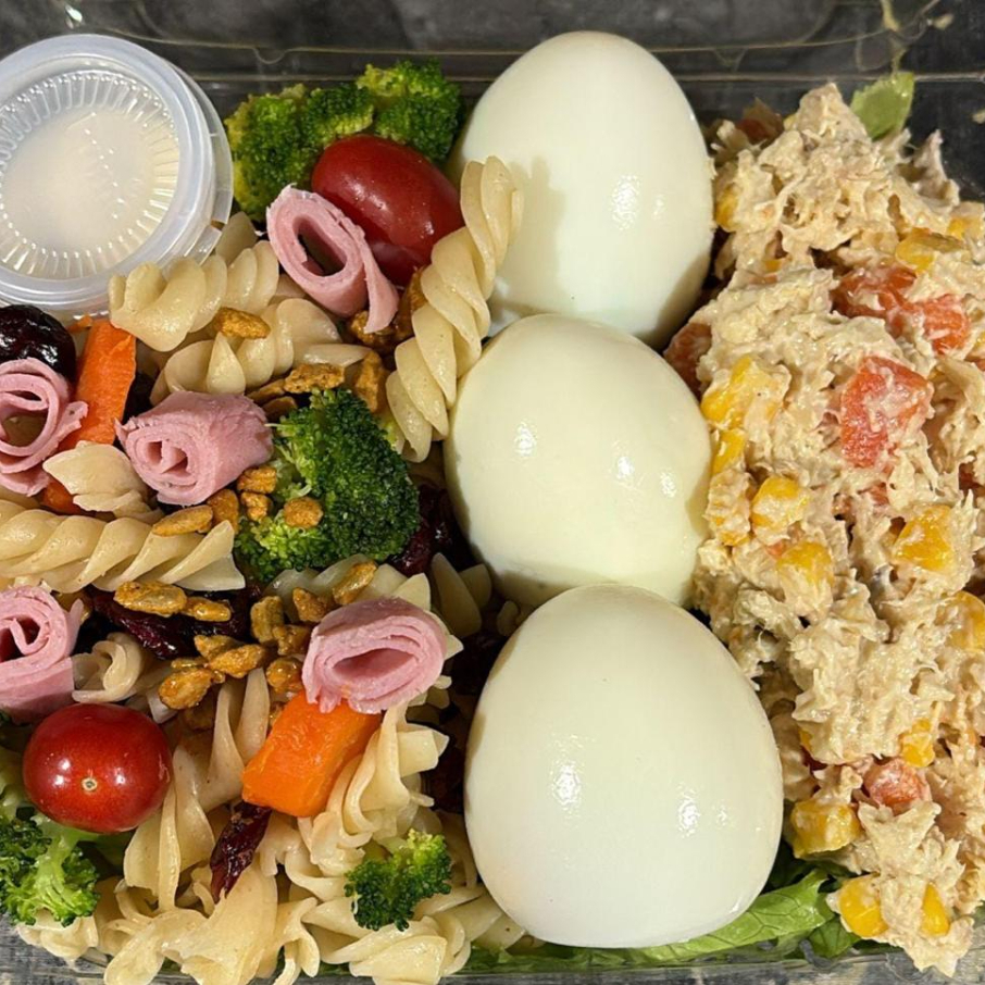 ENSALADA RUSA CON HUEVOS
