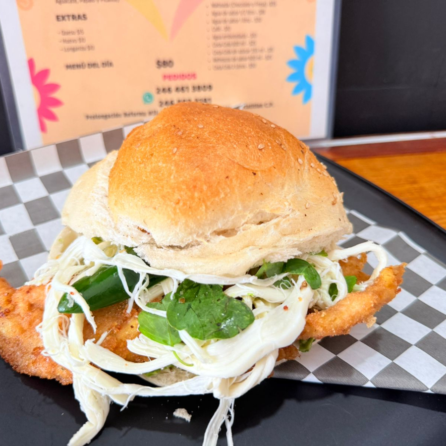 Cemita de Milanesa de Cerdo