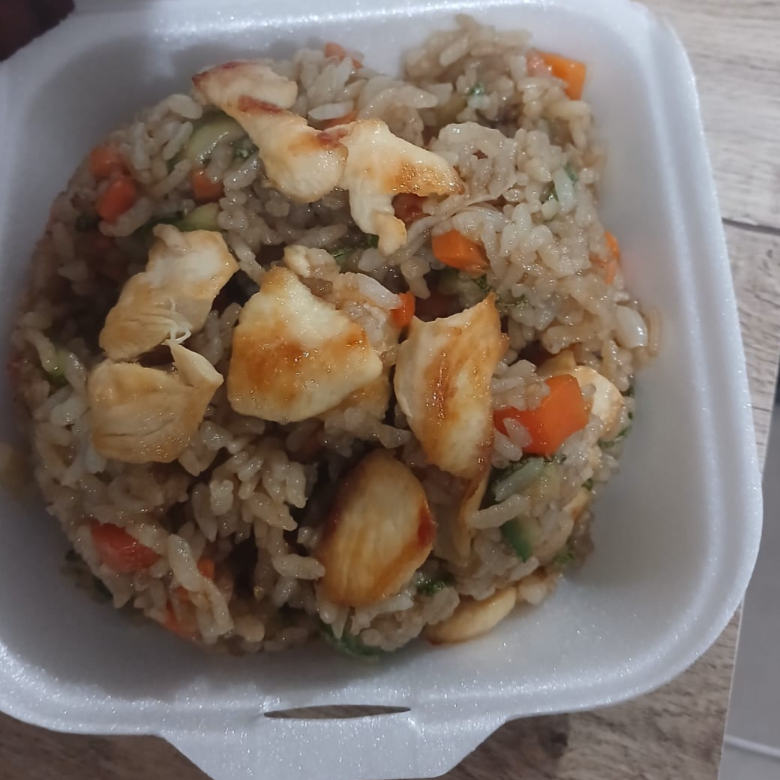 Yakimeshi Pollo