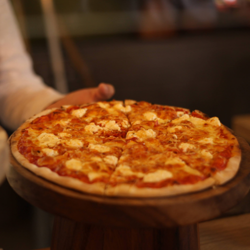 Pizza Cuatro Quesos