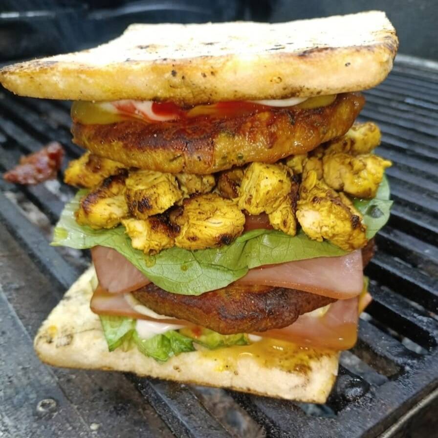 Arepa Burguer Trifásica