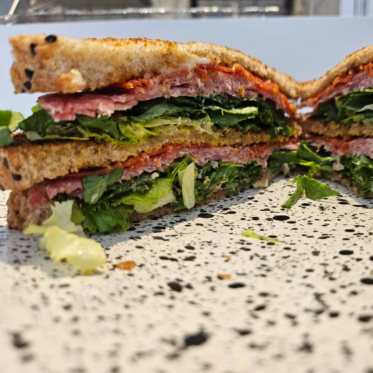 Sandwich Tifón