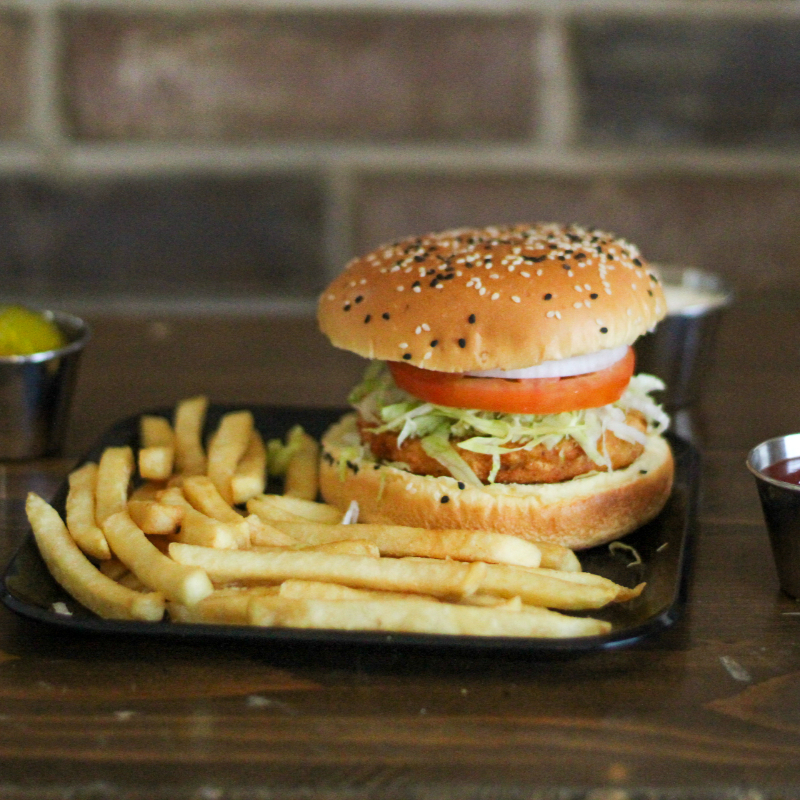 Hamburguesa Pollo con Papas