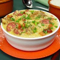 Com costelinha, linguiça e bacon