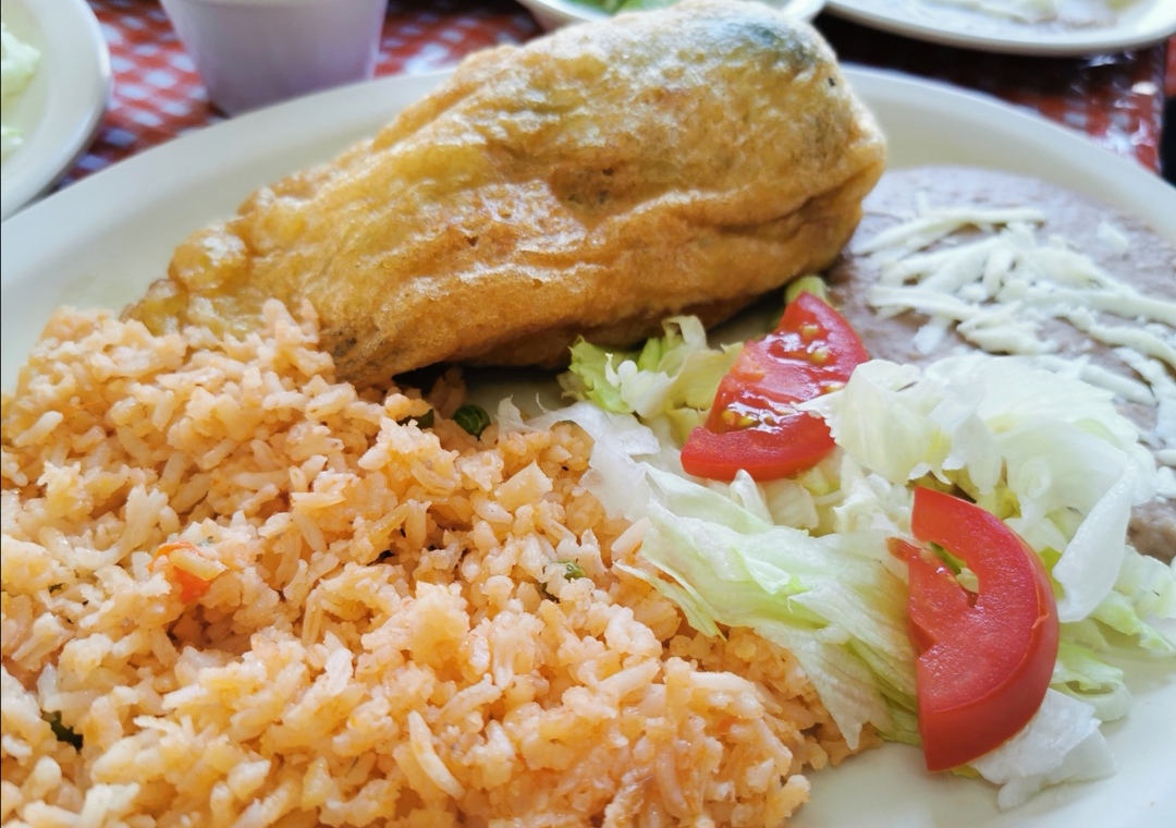 Chile relleno de queso