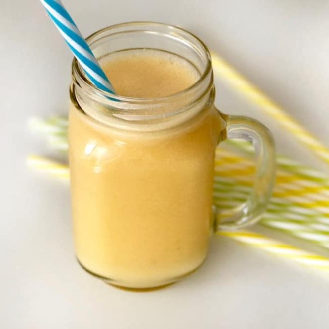 Piña con Leche