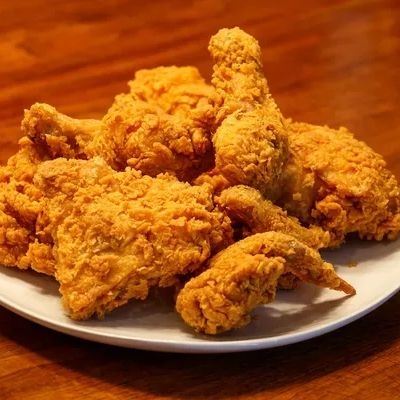 Pollo Entero Cruji