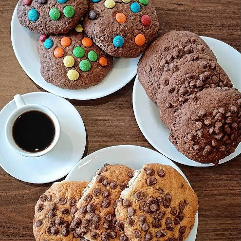 Broa macia e saborosa, com delicioso sabor de chocolate.
