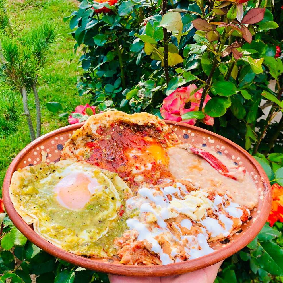 Huevos Divorciados