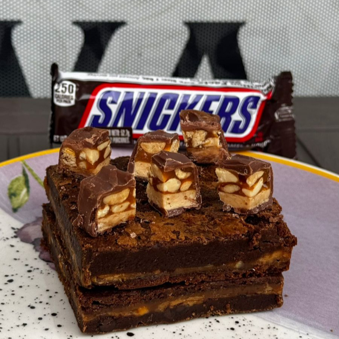 Brownie de Snickers Porción