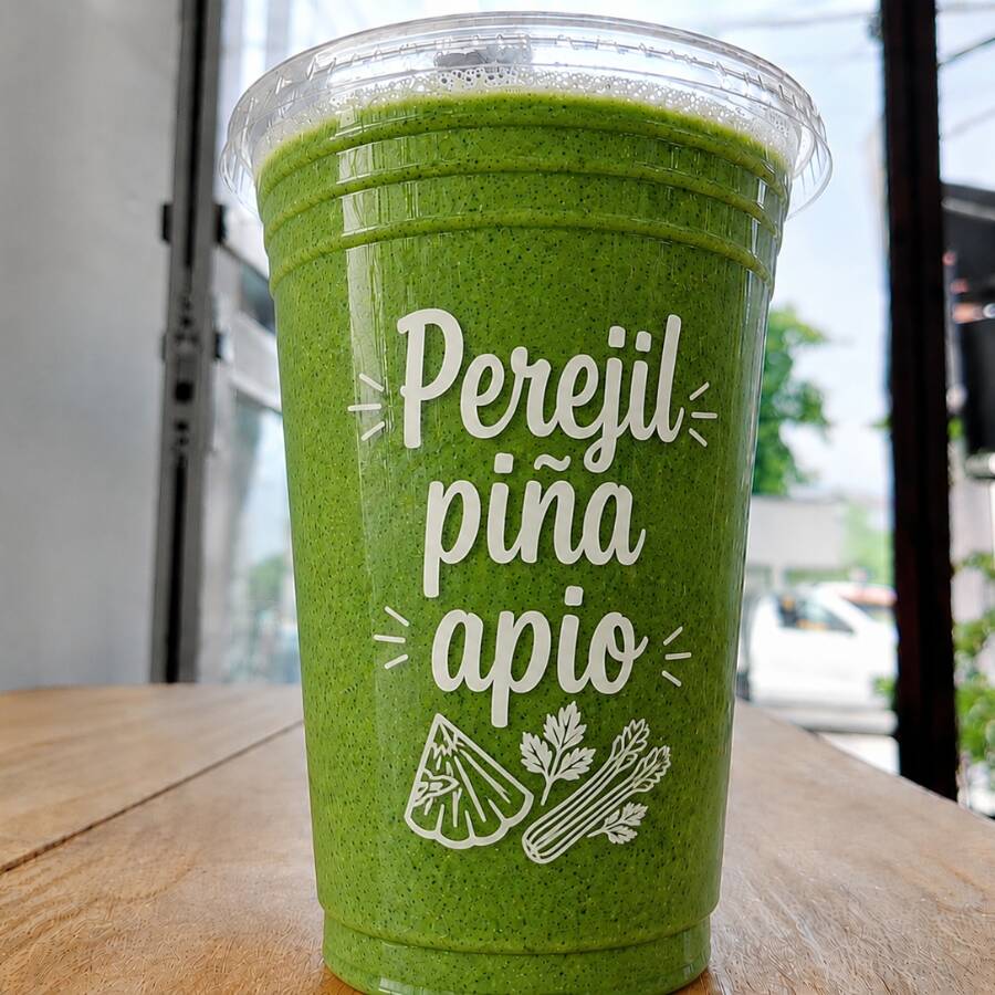 PEREJiL, PIÑA, APIO, JUGO VERDE,