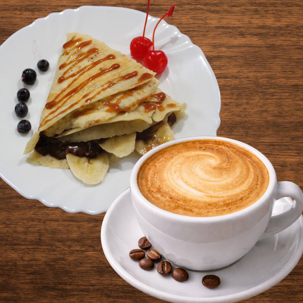 🍰 Combo “Café + Algo Dulce”