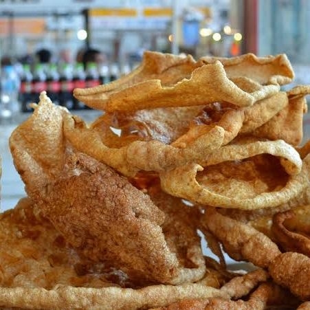 Media orden de chicharrón (60grs.)