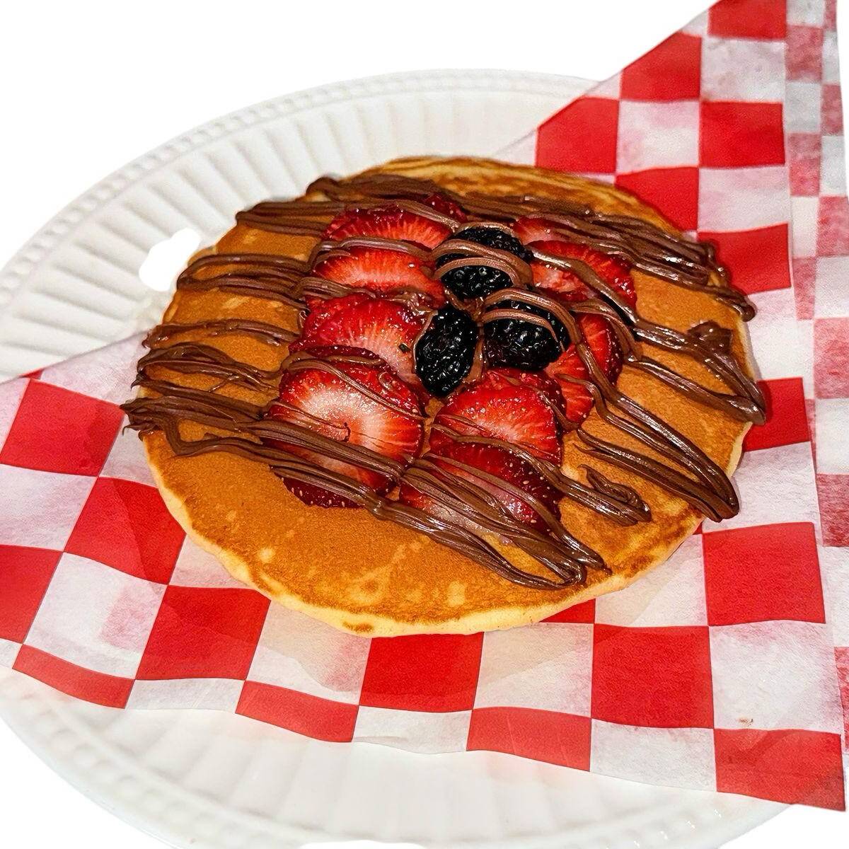 Hot Cakes con Fruta y Nutella