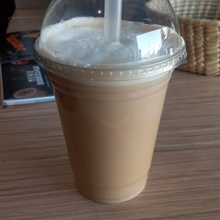 1 Cappuccino Frío Vainilla + 1 Croassant Chocolate